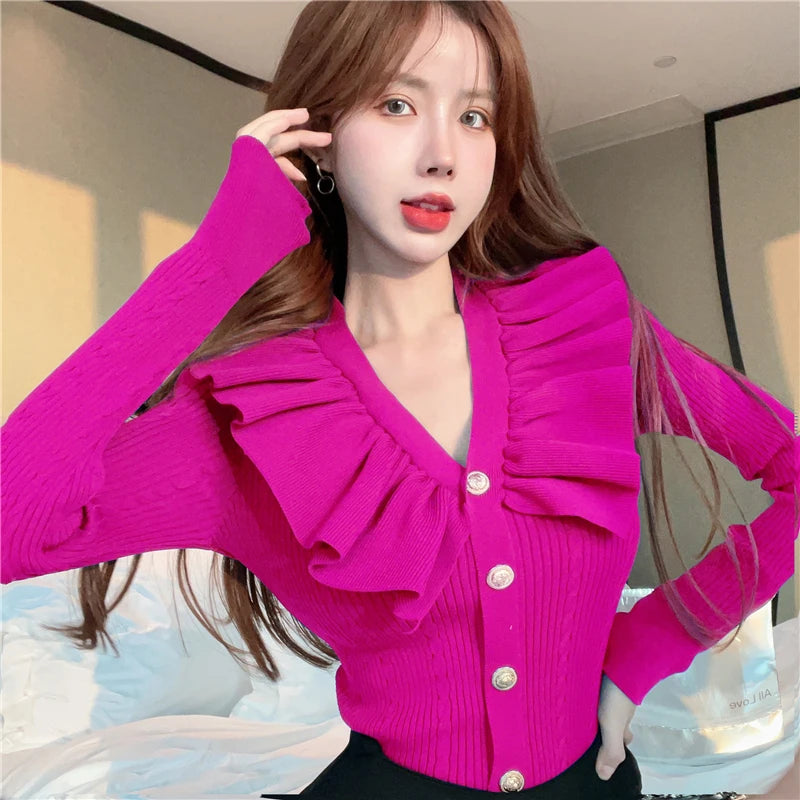Ruffles V neck sweater