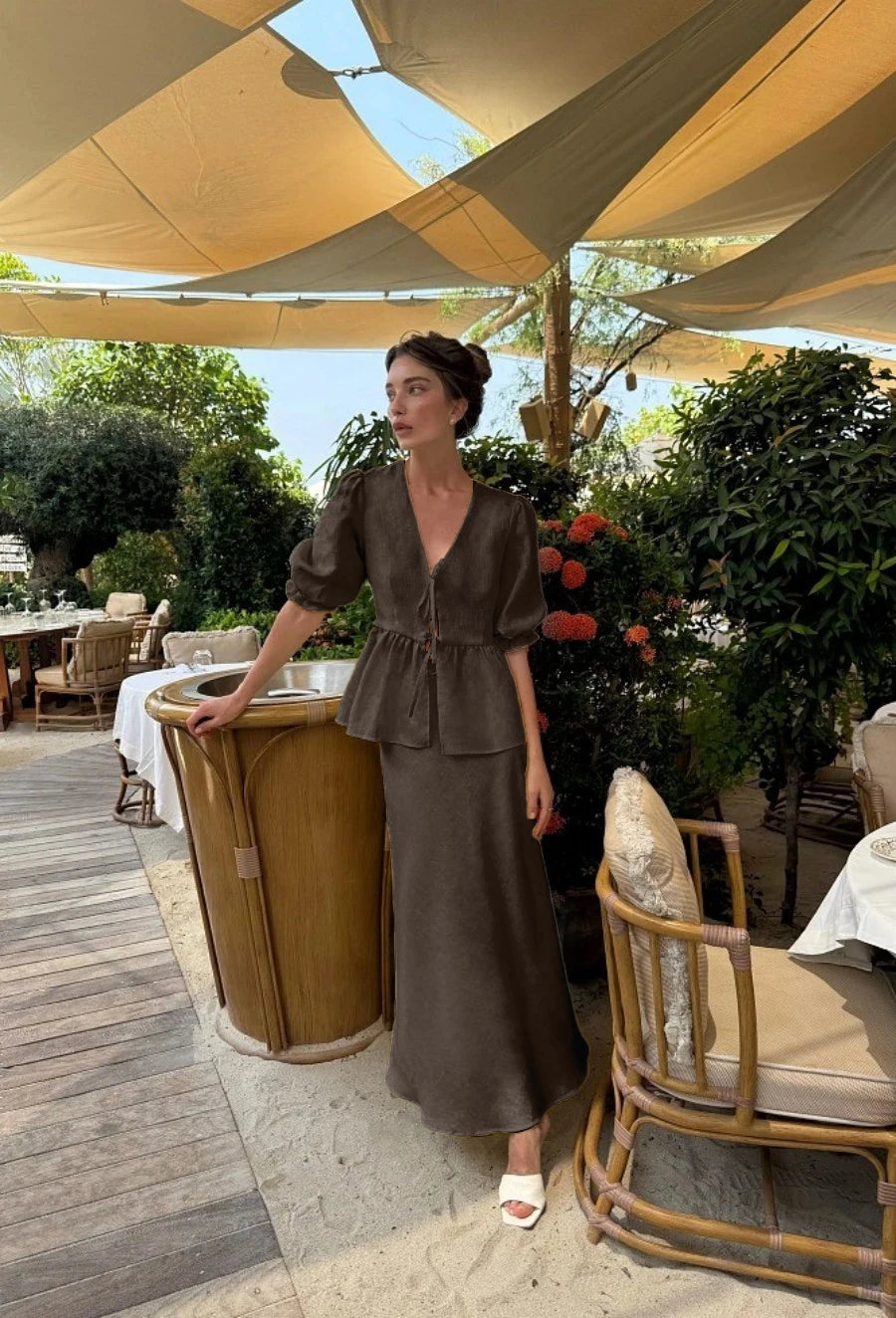 Bornladies V-Neck Lace-Up long skirt