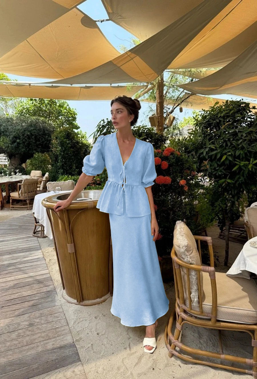 Bornladies V-Neck Lace-Up long skirt