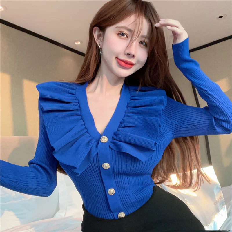 Ruffles V neck sweater