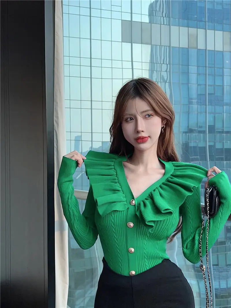 Ruffles V neck sweater
