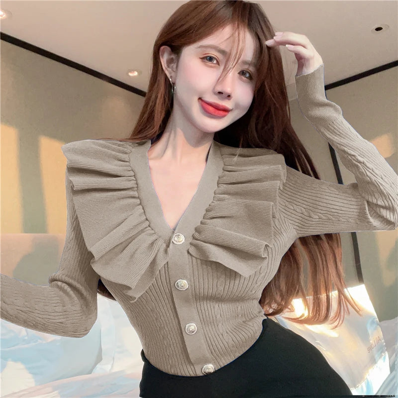 Ruffles V neck sweater