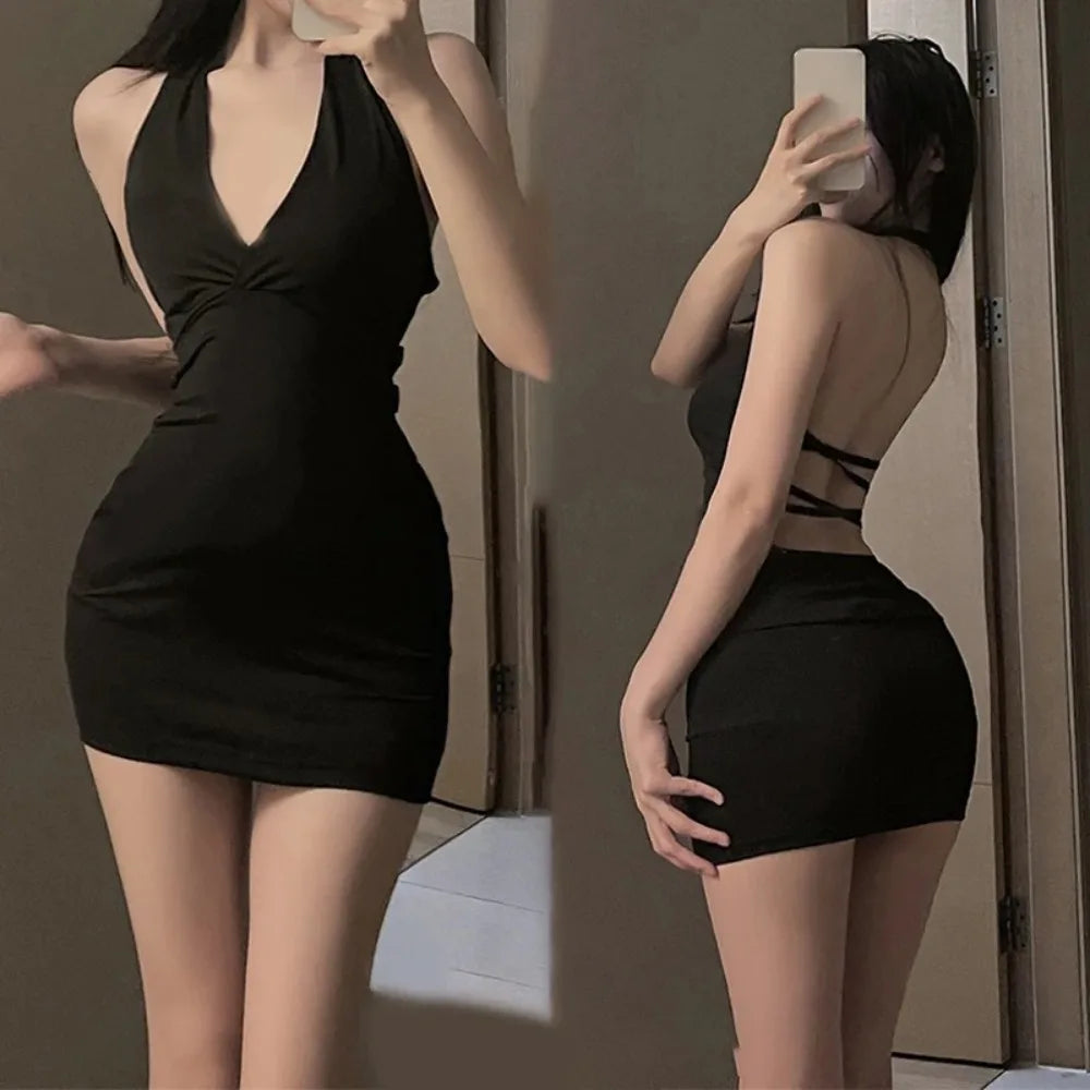 Backless slim v-neck dress