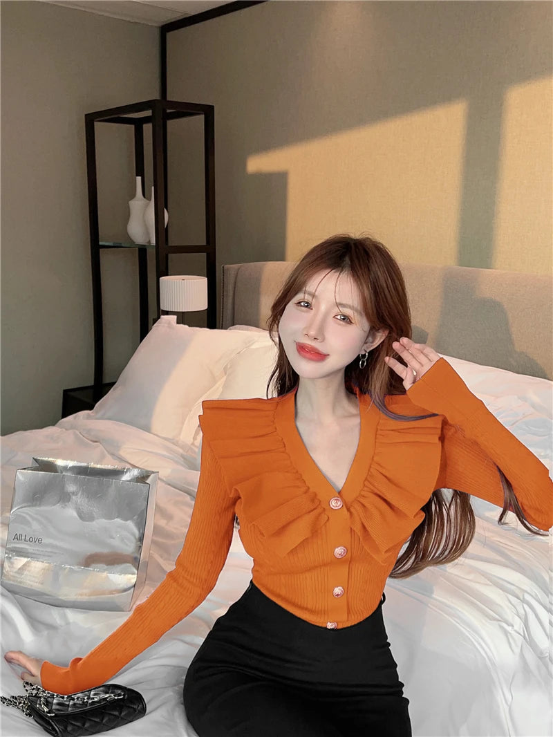 Ruffles V neck sweater